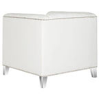 SAFAVIEH Kamilah White/ Clear Club Chair - 31.9 x 33.9 x 29.9 - 32Wx34Dx30H